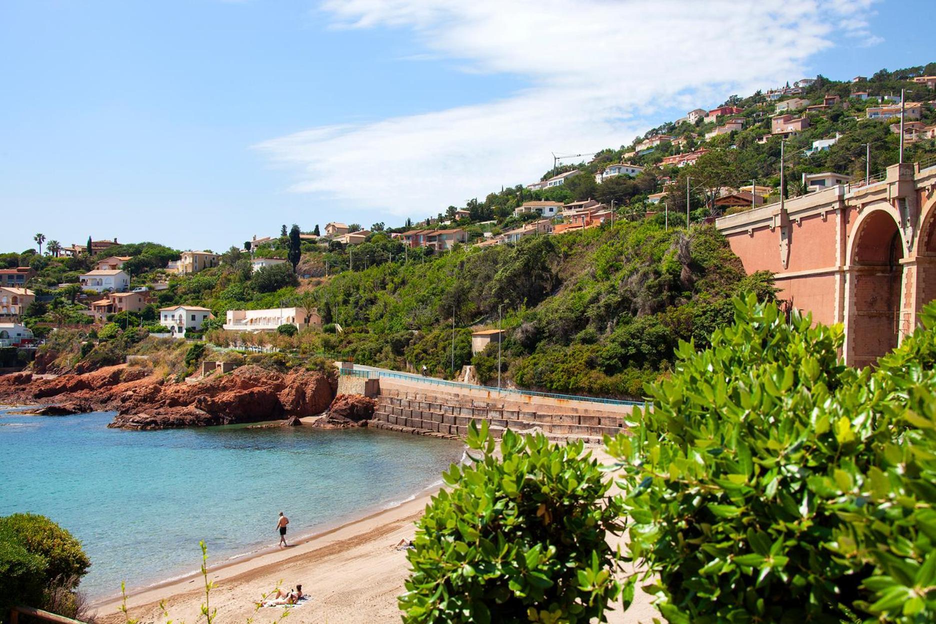 Et Les Flots Bleus Apart-hotel 4*