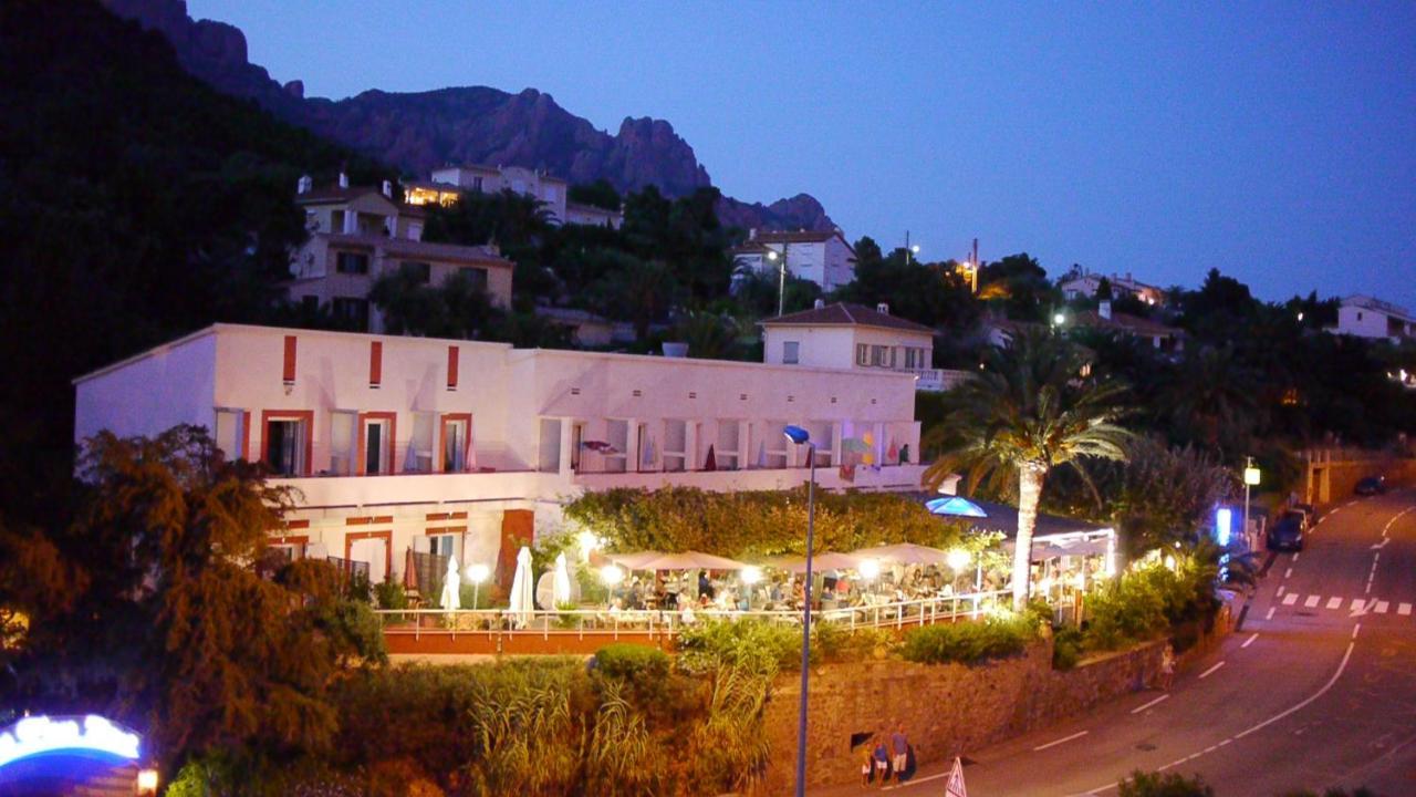 Et Les Flots Bleus Apart-hotel
