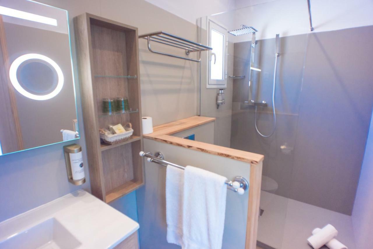 Apart-hotel Et Les Flots Bleus